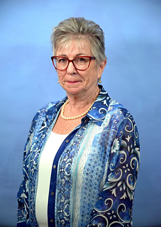 Monika Holmes